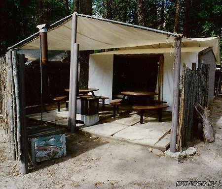 Housekeeping Camp Hotel Curry Village Restaurant foto